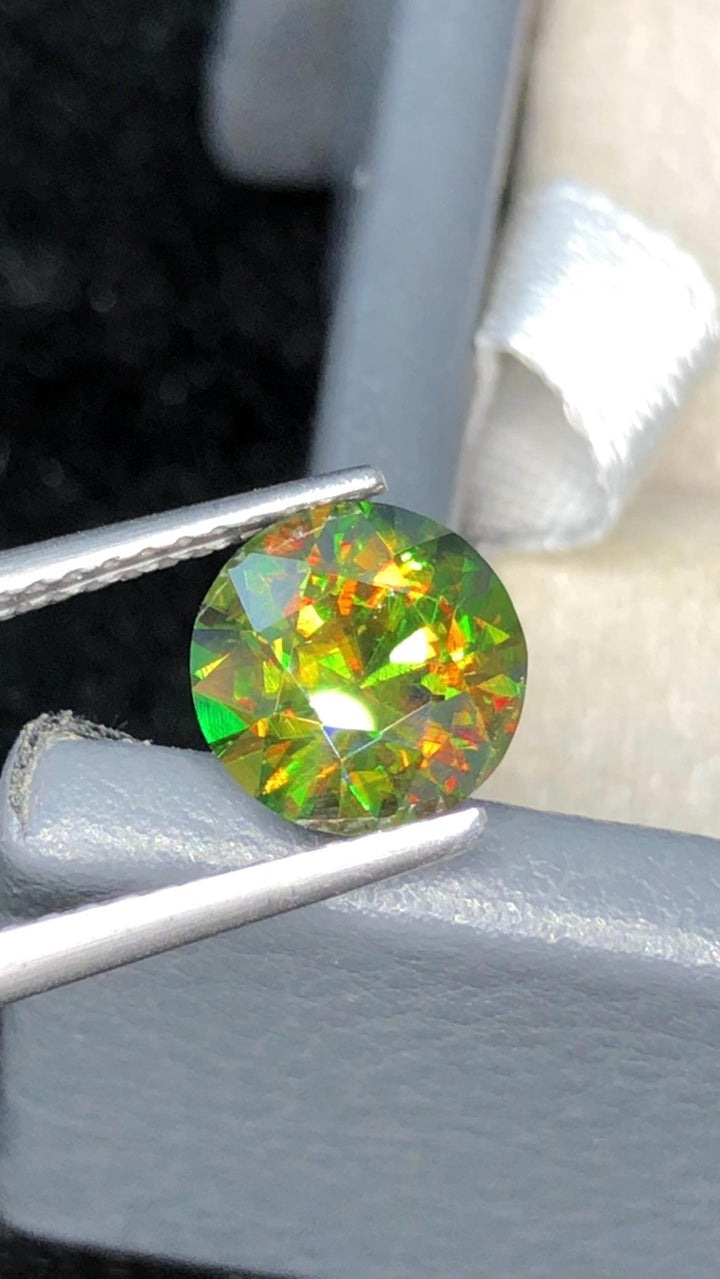 Chrome Sphene 1.90ct Round Cut From Madagascar