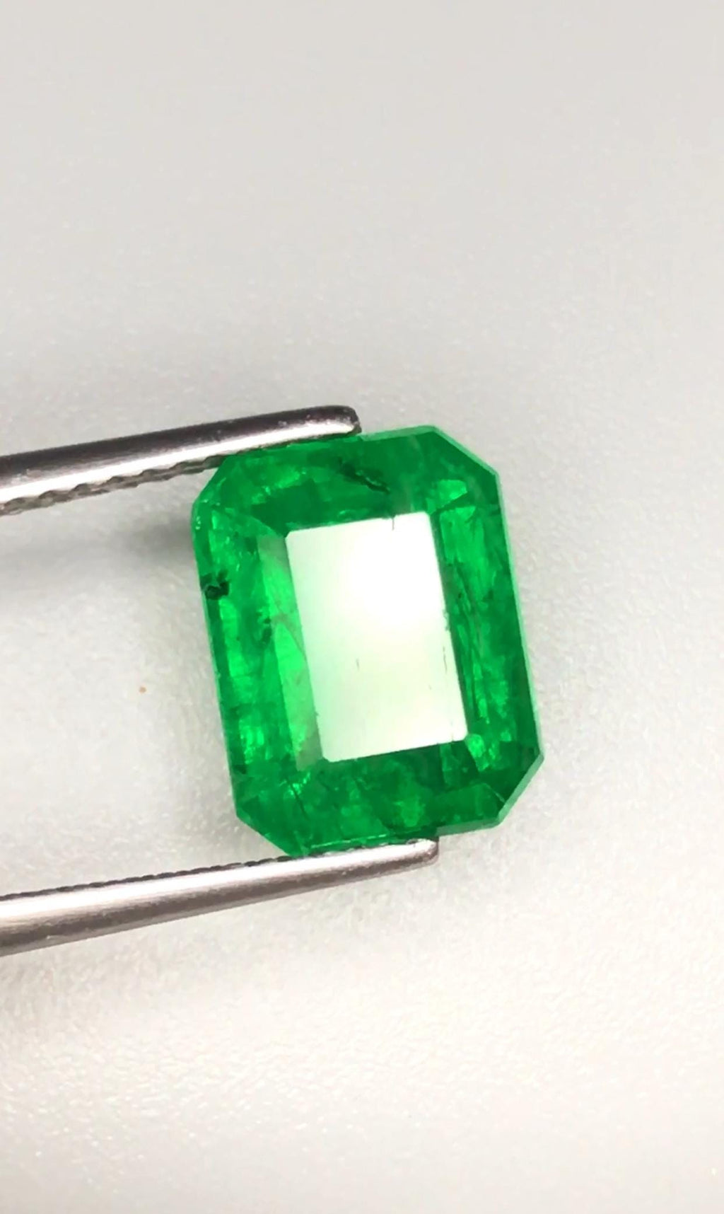 Vibrant Green 4.35 Cts Natural Emerald from Zambian Mines,Octagon Cut Gem