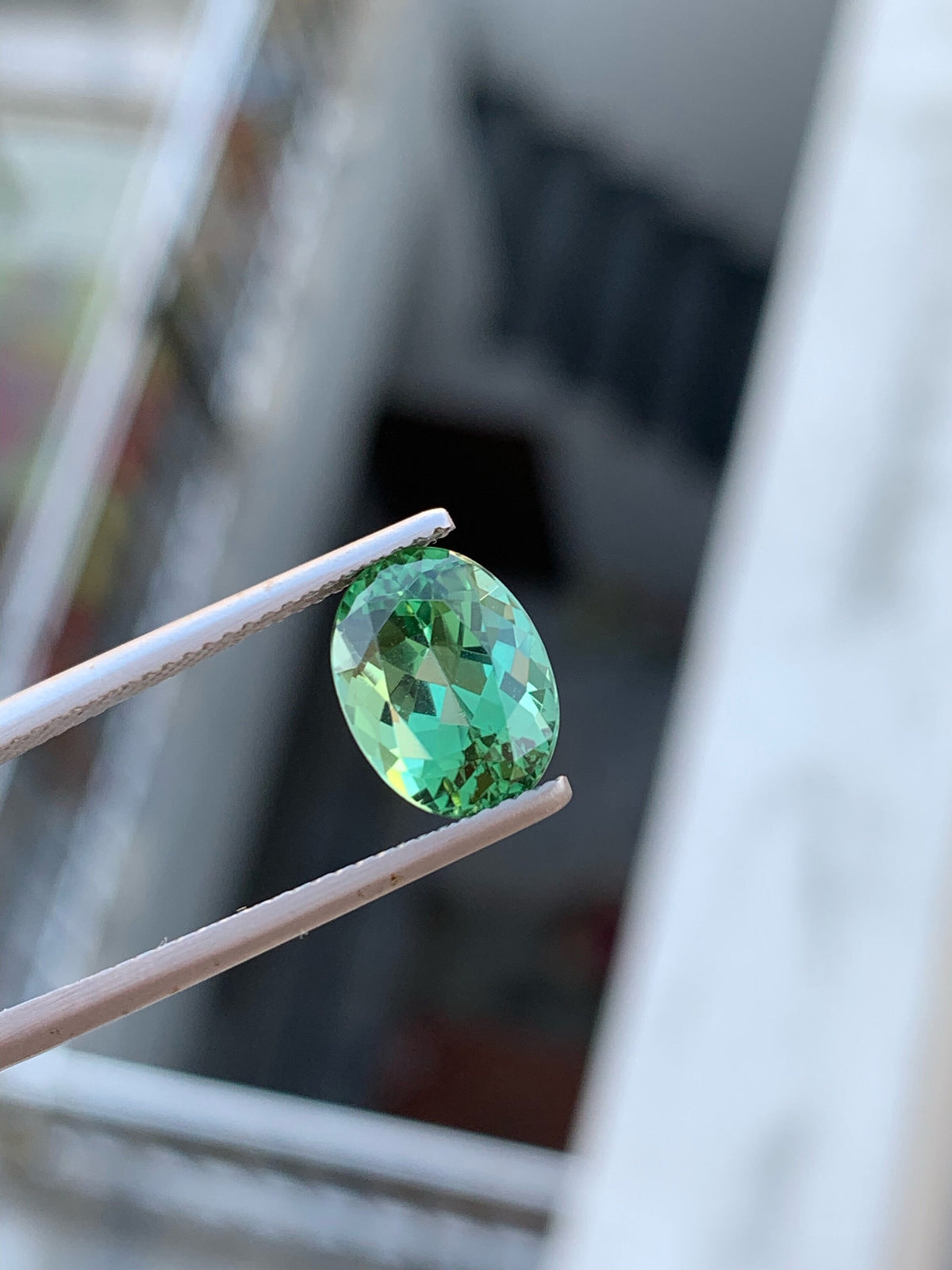 Faceted Bluish Green Tourmaline Gemstone: 4.00 CT Oval Stone