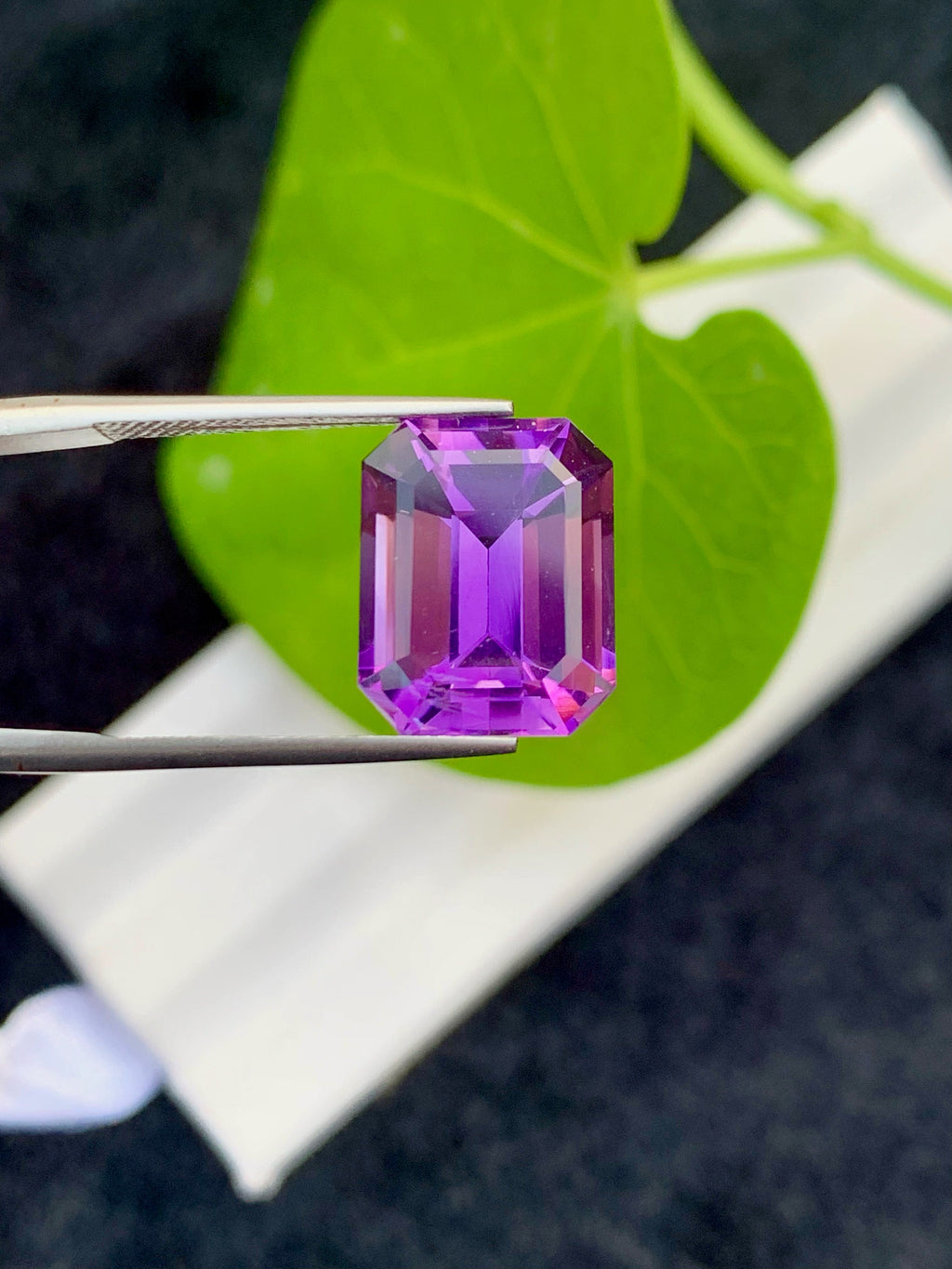 Emerald Cut Amethyst Gemstone: 8.65 CT VVS Clarity, Jewelry Making