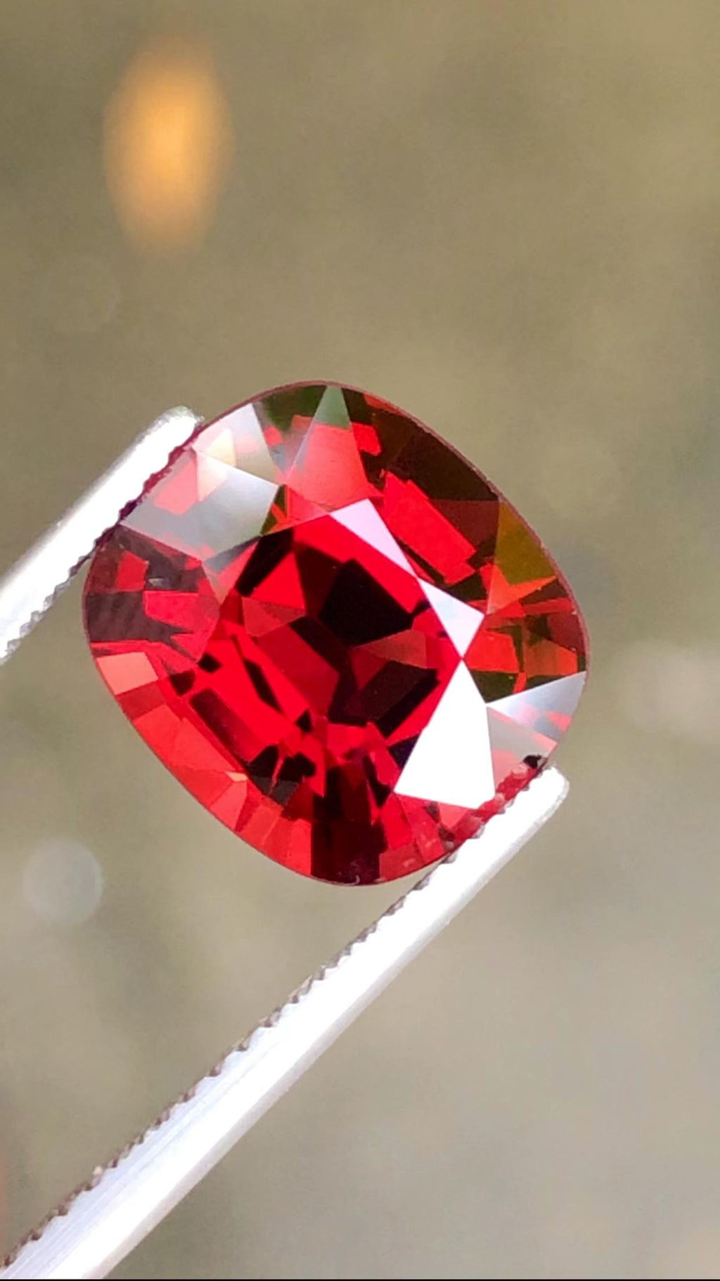Premium 5.25 Cts Vivid Red Burma Spinel,NO HEAT Gem Quality Spinel
