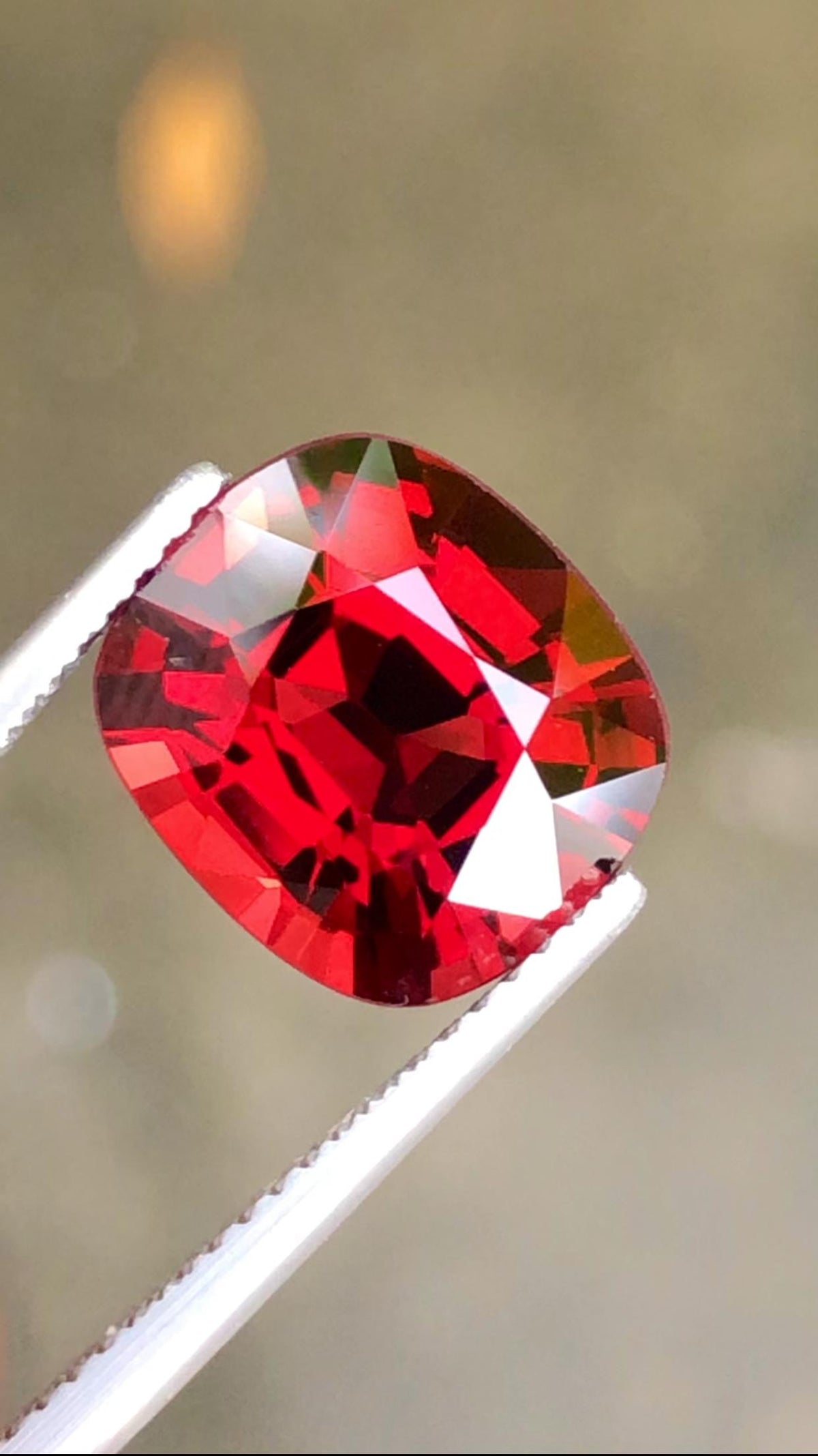 Premium 5.25 Cts Vivid Red Burma Spinel,NO HEAT Gem Quality Spinel
