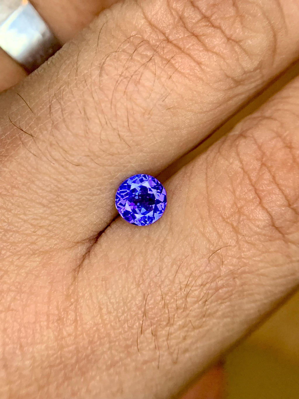 Certified 0.89 Carat Round Tanzanite: Violet-Blue Loose Gemstone