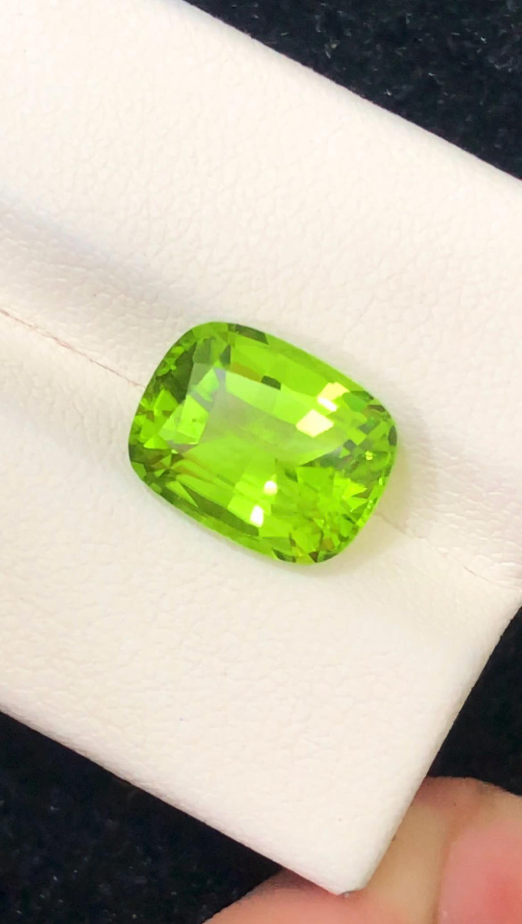 Green Peridot Cushion Cut in 5.15ct from Pakistan