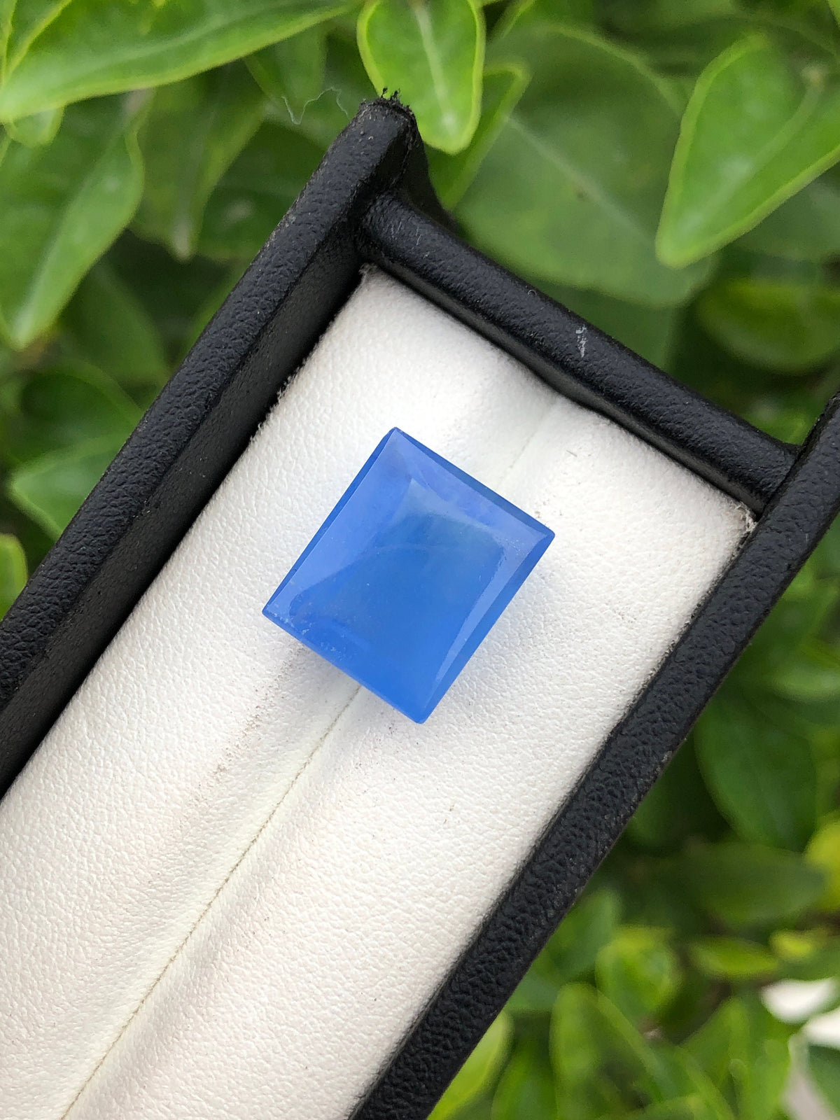 Santa Maria Aquamarine Sugarloaf Cabochon: Blue Gemstone, 16.0 CT