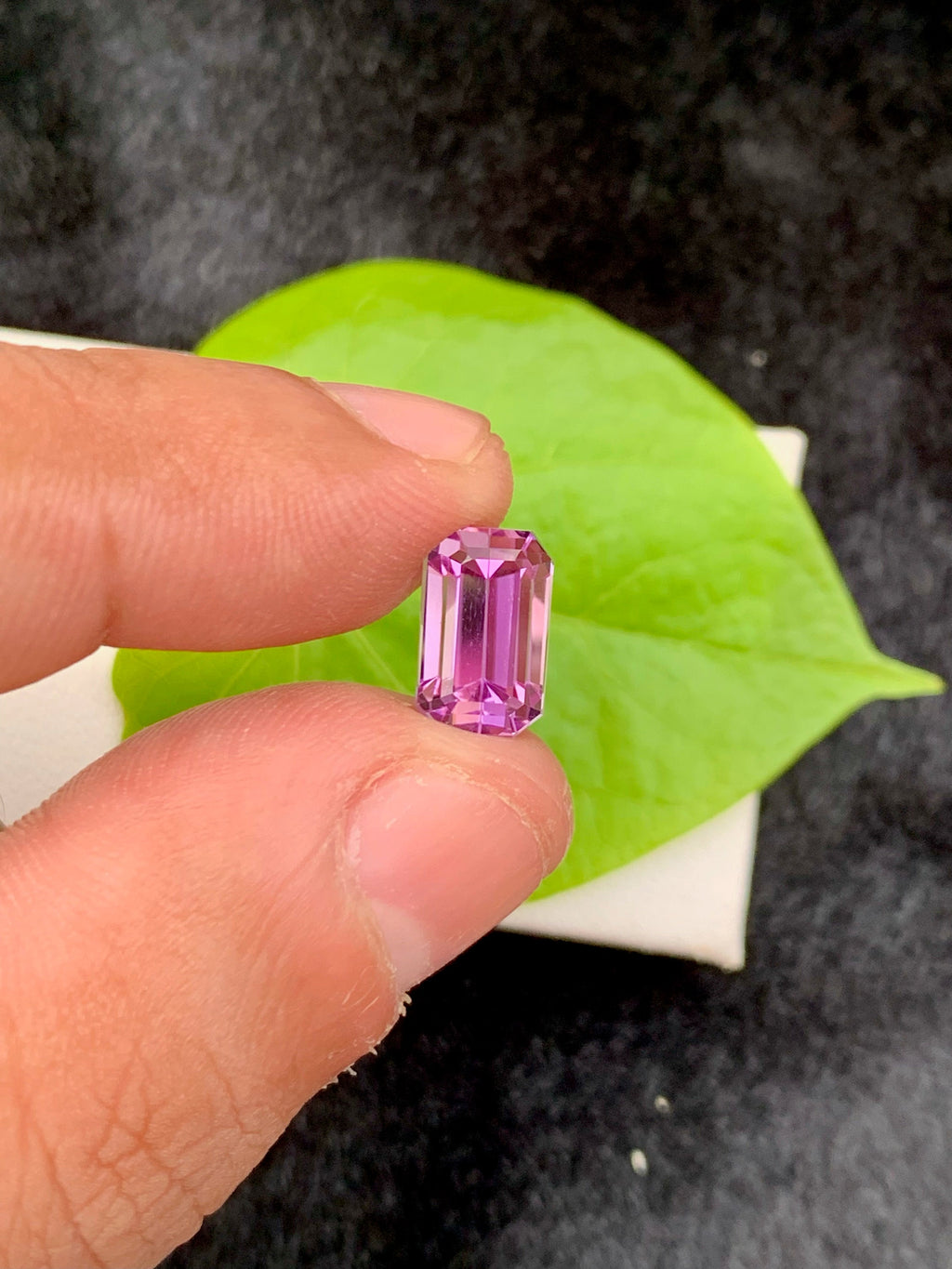 Emerald Cut Kunzite Gemstone: 6.55 CT Magenta Loose Stone