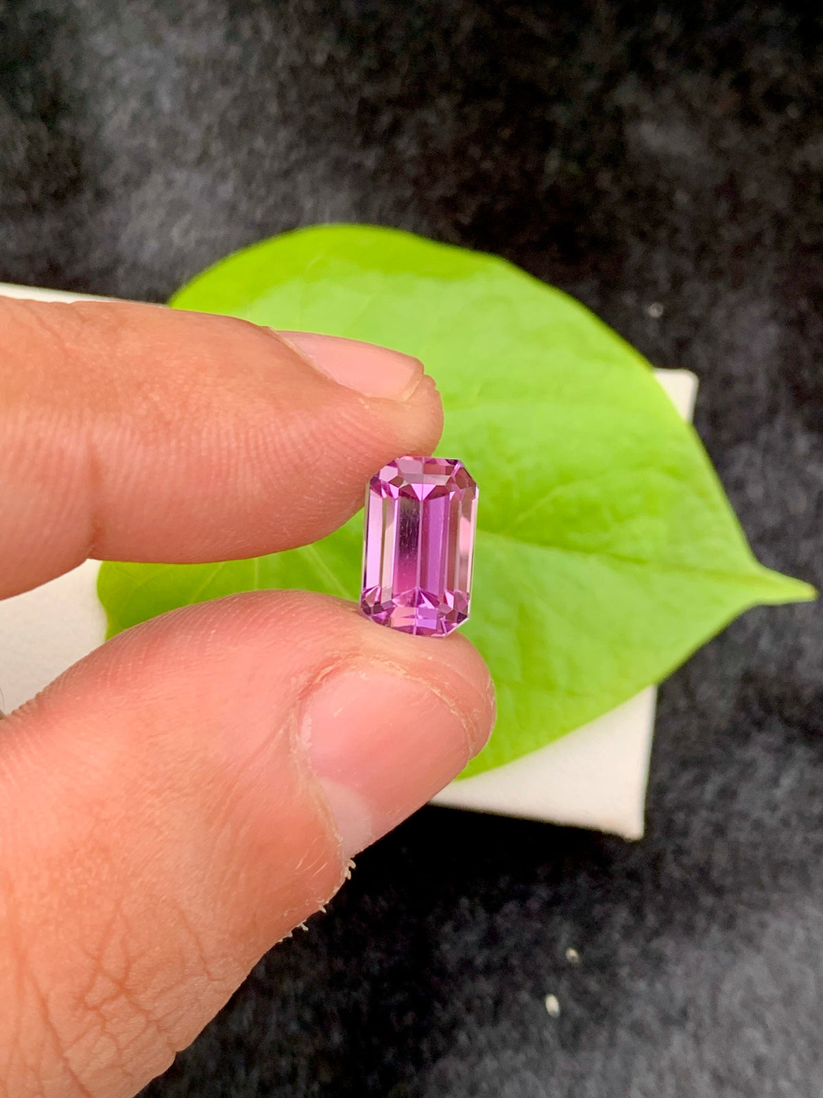 Emerald Cut Kunzite Gemstone: 6.55 CT Magenta Loose Stone