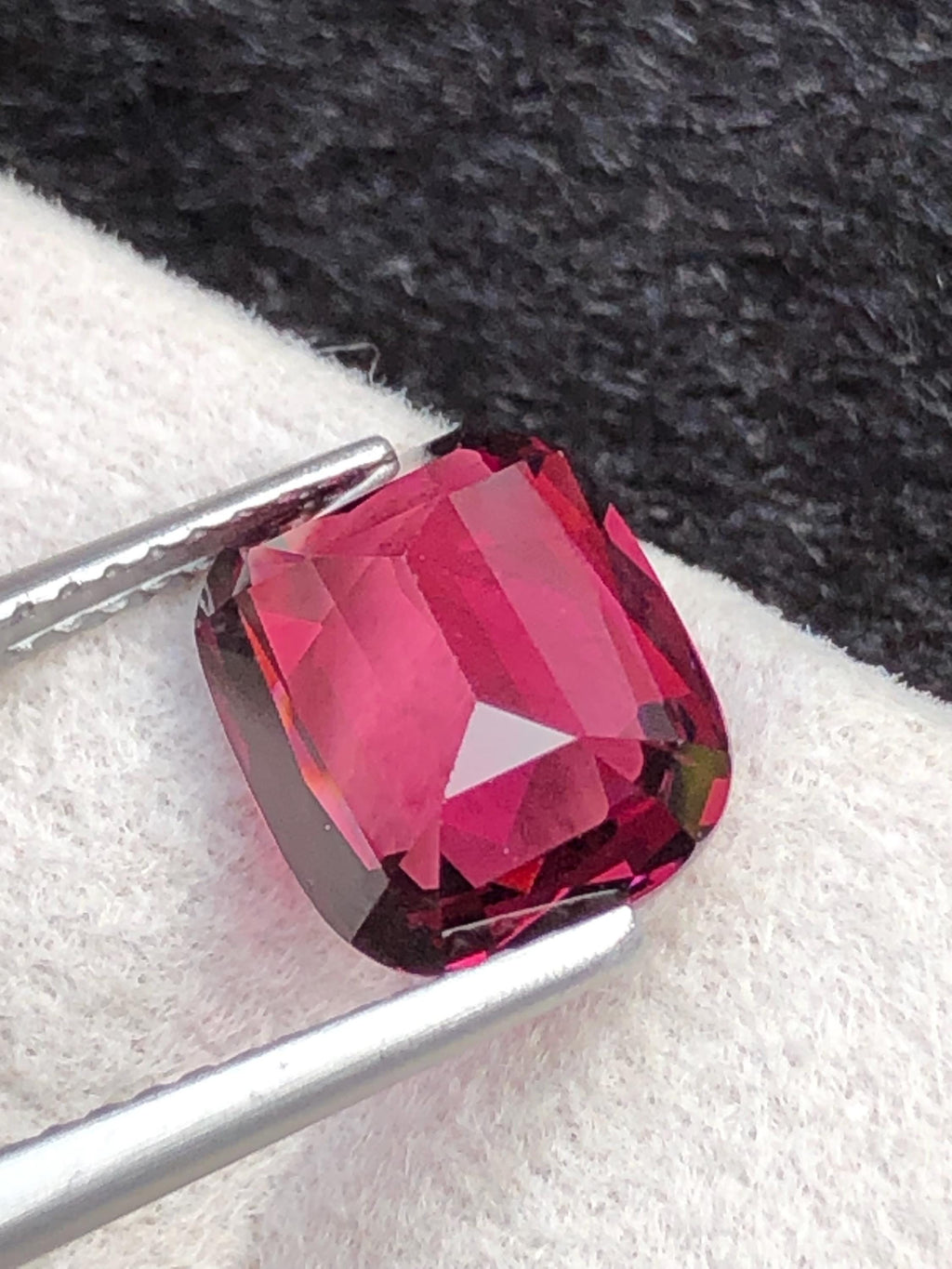 Tanga Mine Rhodolite Garnet 3.80ct Cushion Cut – Raspberry-Tone Tanzanian Gemstone