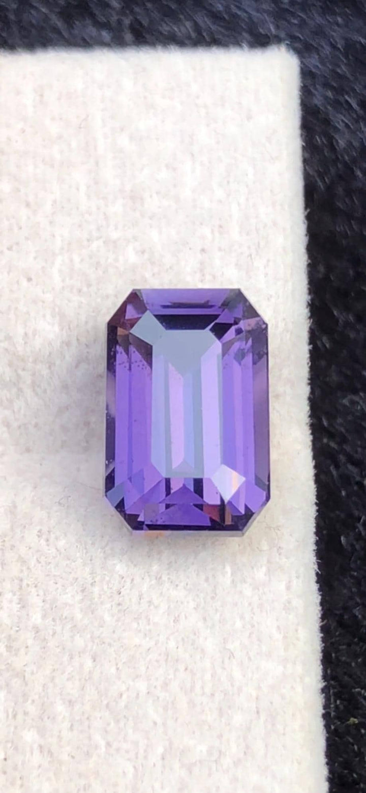 Color Change Spinel 3.63ct Octagonal Cut – Purple Blue to Purple Pink With Certificate.