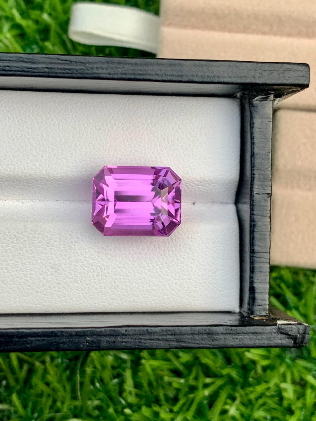 Emerald Cut Pink Kunzite Gemstone: 12.35 Carat Faceted Jewelry Stone
