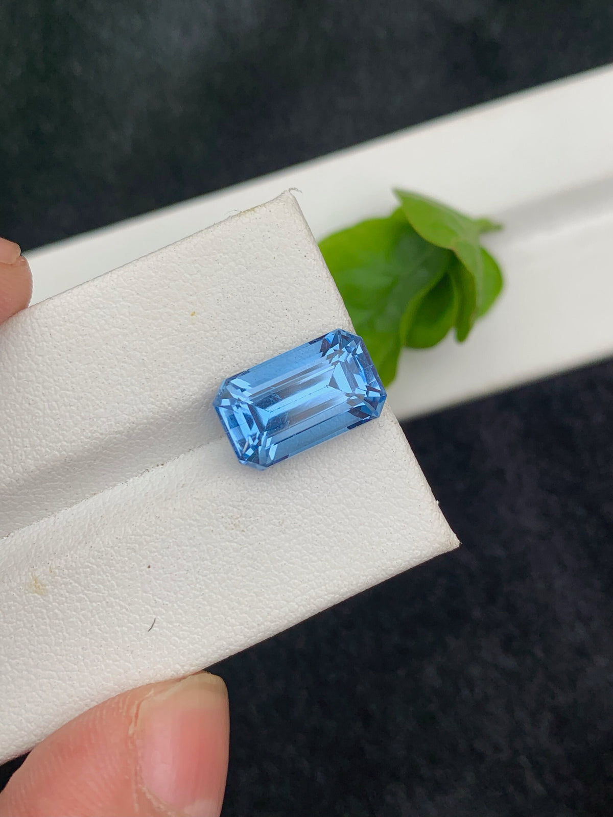Santa Maria Aquamarine Gemstone: 5.55 CT Emerald Cut Loose Stone