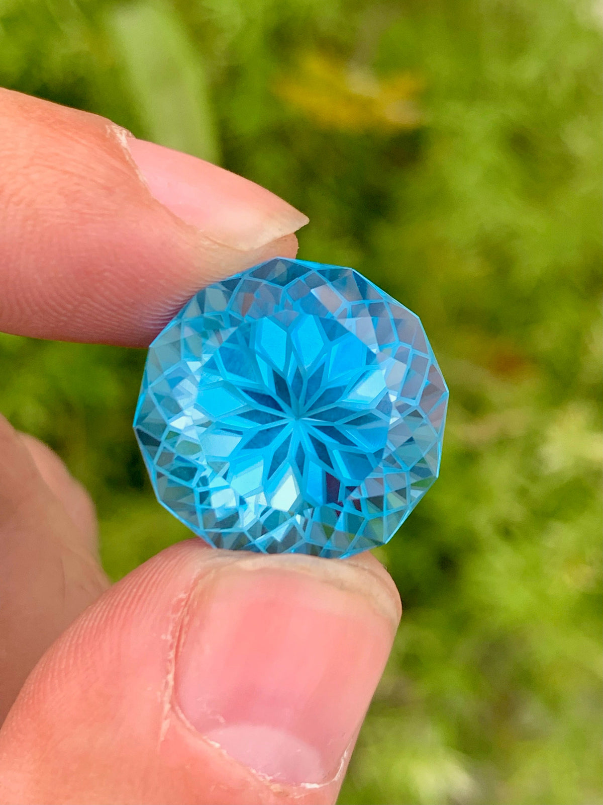 Precision Flower Cut Swiss Electric Blue Topaz Loose Gemstone 32.90 carat