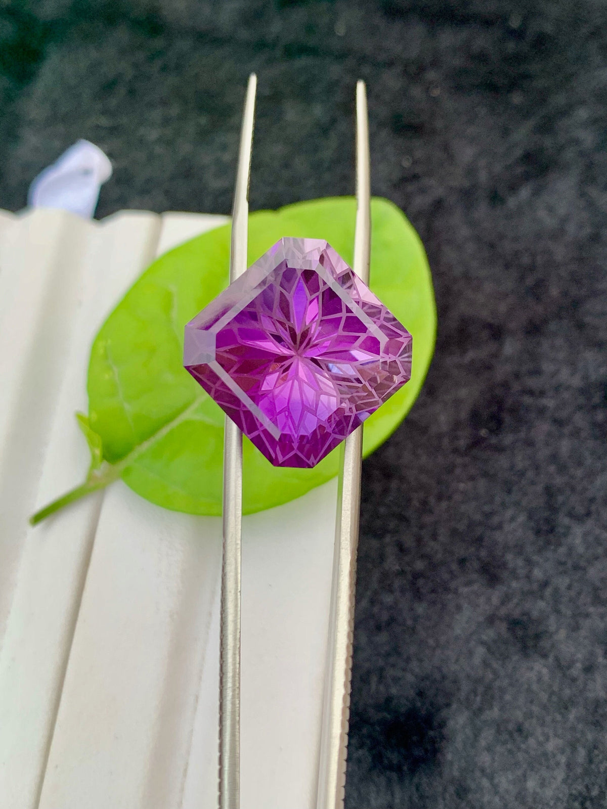 Deep Purple Amethyst Stone: 28.90 CTS, Square Asscher Cut Gem