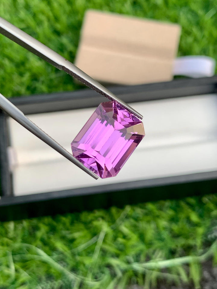 Emerald Cut Pink Kunzite Gemstone: 12.35 Carat Faceted Jewelry Stone