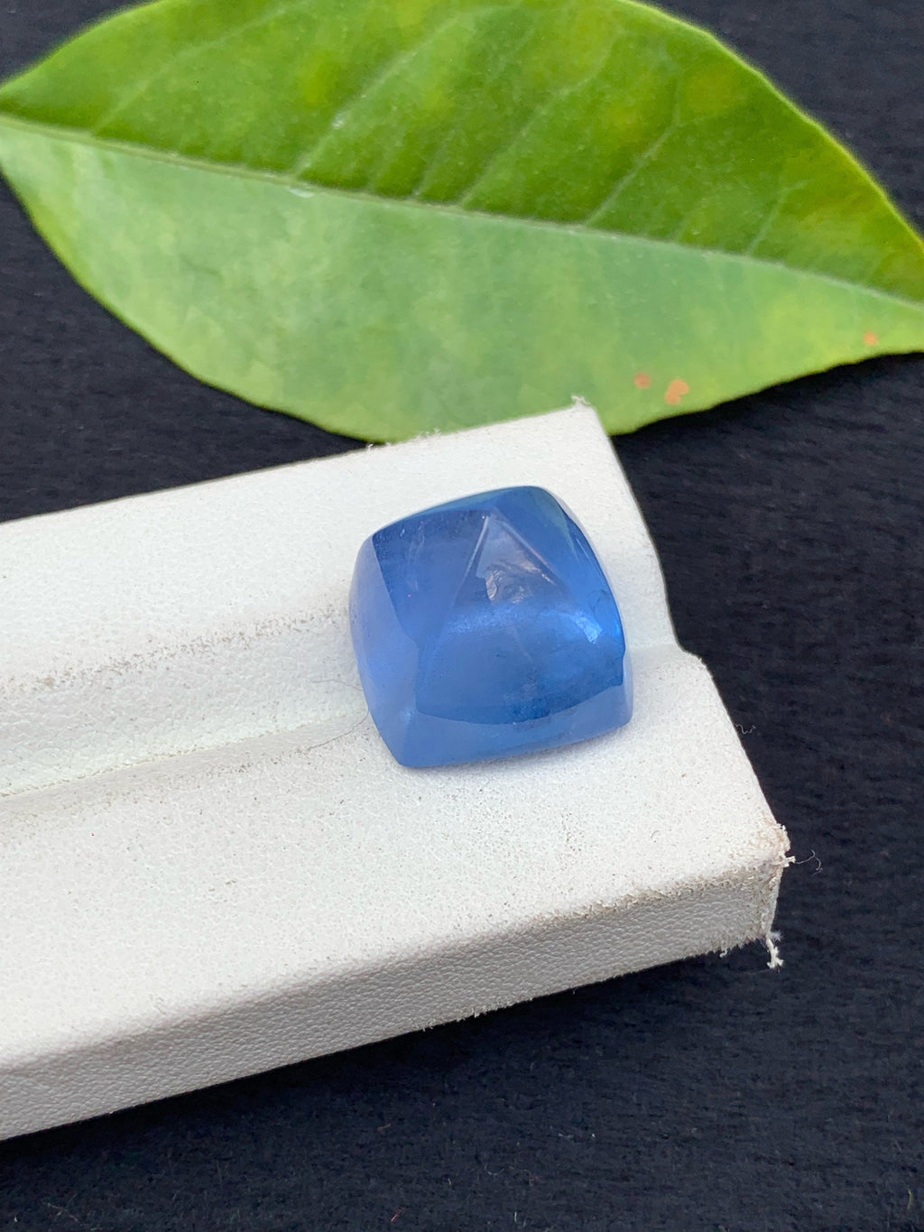 Santa Maria Aquamarine Cabochon: Sugarloaf Gemstone, 19.30 Carat