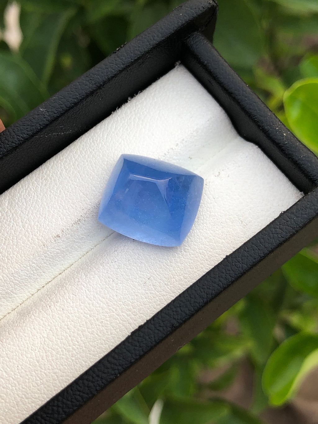 Santa Maria Aquamarine Cabochon: 17.5 Carat Gemstone for Necklace