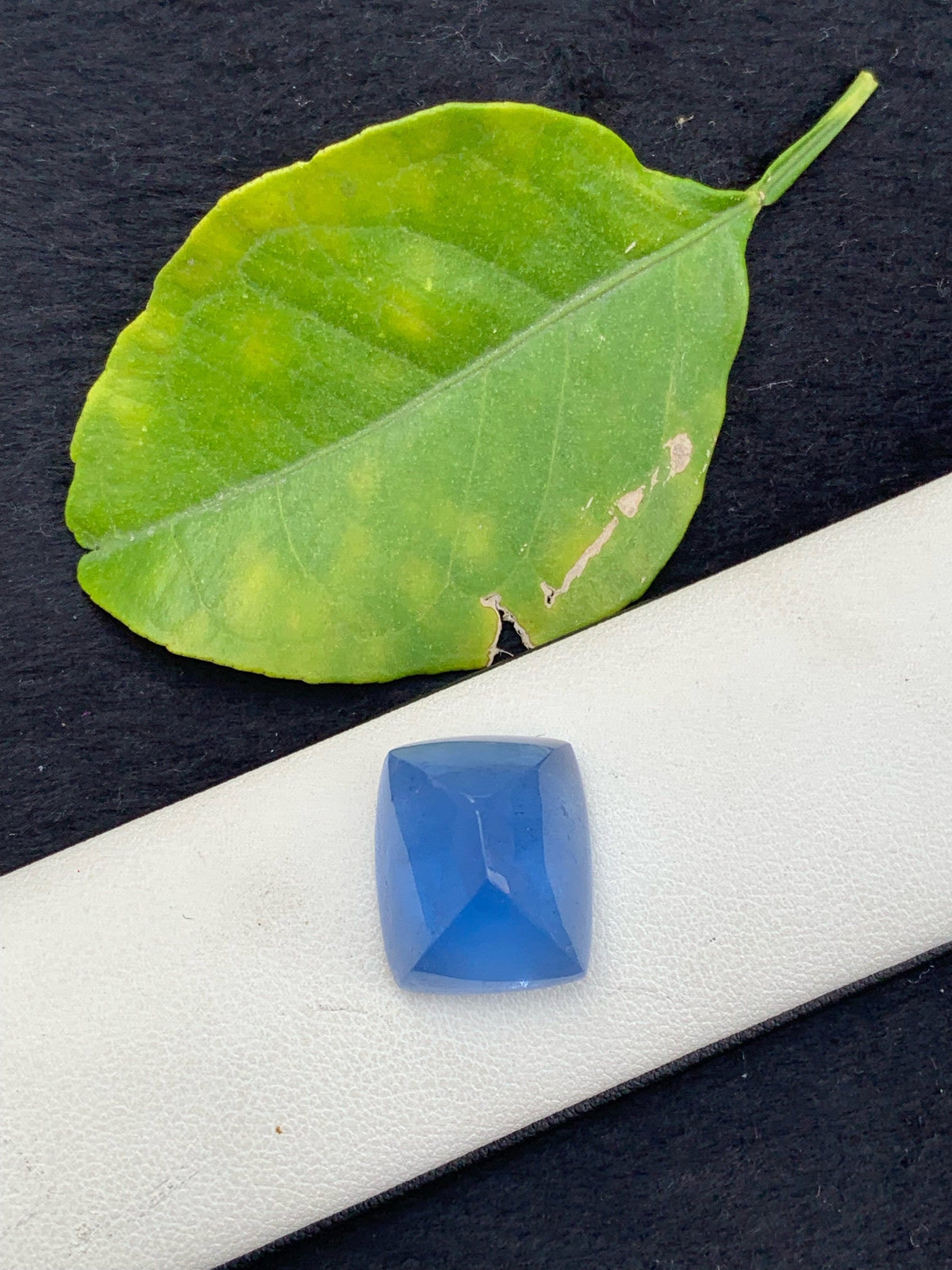 Santa Maria Aquamarine Cabochon: Fine Blue Gemstone, 22.5 Carat