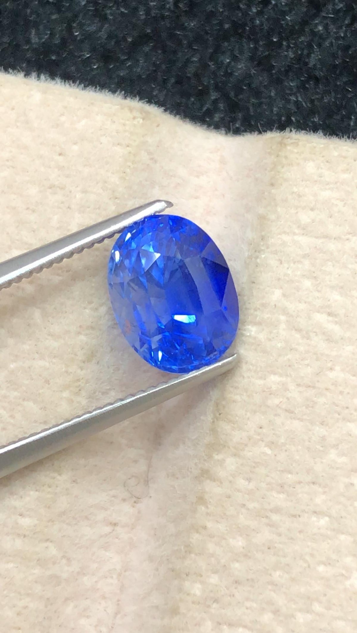Blue Sapphire 3.06 Carat Oval Cut – Deep  Blue Gemstone 9x7x3.3mm