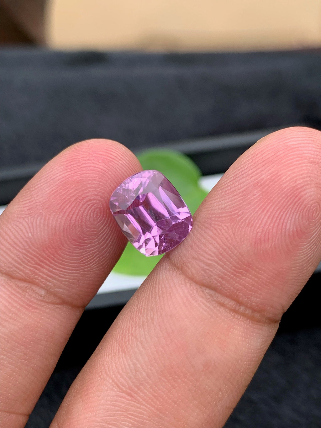 Lilac Pink Kunzite Gemstone: 6.20 CT Cushion Cut Stone