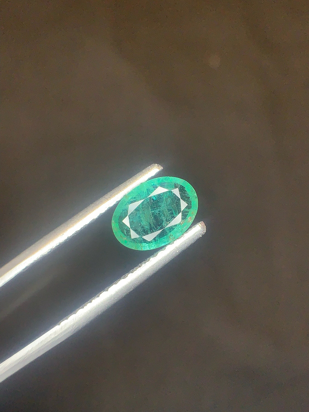 Zambia Emerald Gemstone: Natural Oval Cut, 1.50 CT