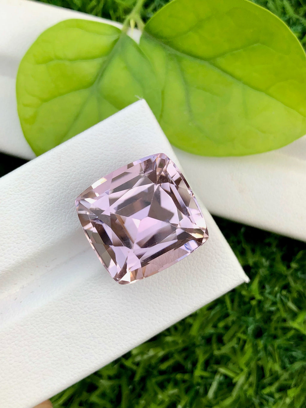 Reddish Pink Kunzite Gemstone: 31.40 CT Faceted Cushion Cut