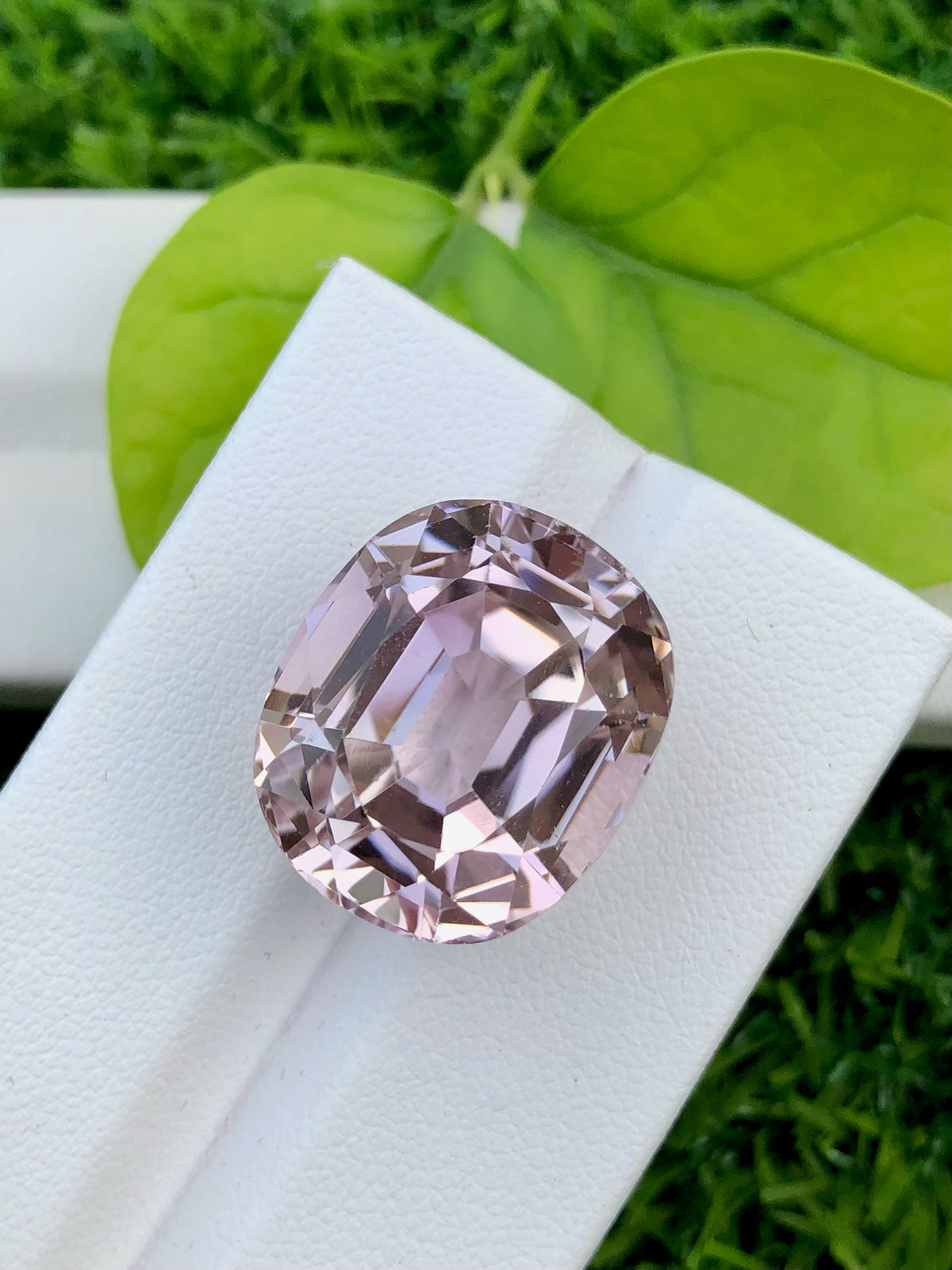 Peach Pink Kunzite Gemstone: 34.10 CT Faceted Cushion Cut