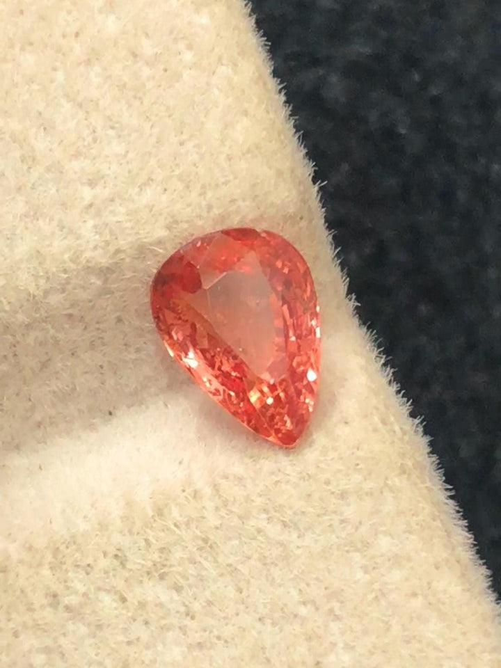 Padparadscha Sapphire 1.07ct Pear Cut – Elegant Peach-Pink Sparkle (GRS Certified)