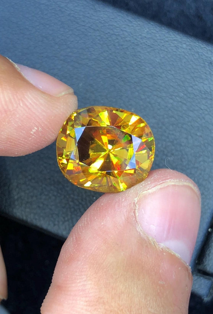 10.45 CT Oval Sphene Gemstone: Greenish Yellow Titanite, August Birthstone