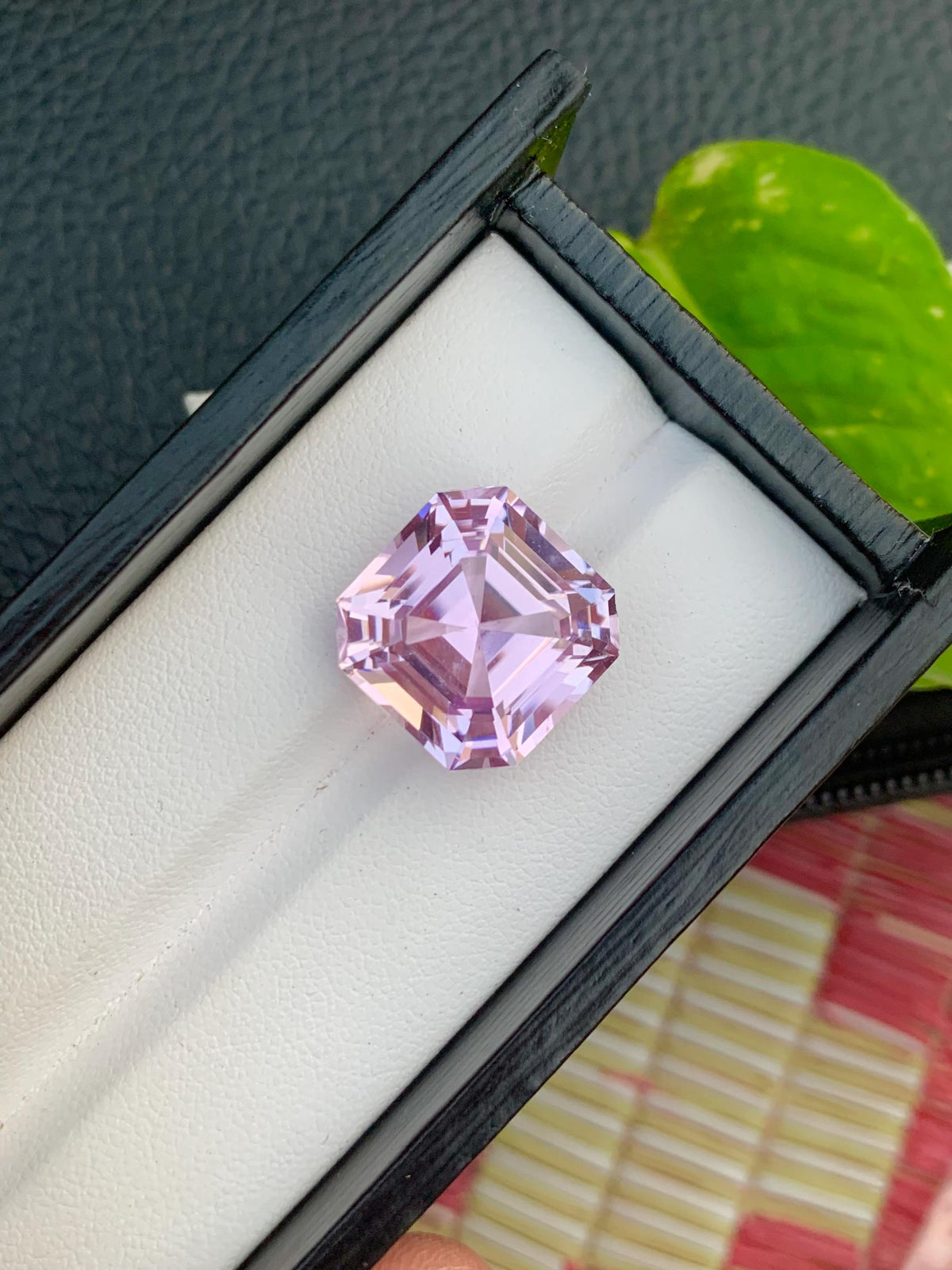 Natural Pink Kunzite Gemstone: 21.40 CT Flawless Ascher Cut