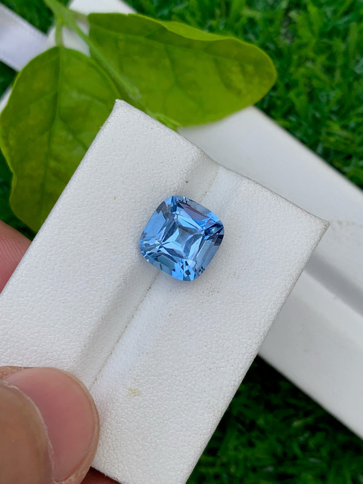 Santa Maria Blue Aquamarine: 3.65 CT VVS Cushion Cut Gemstone