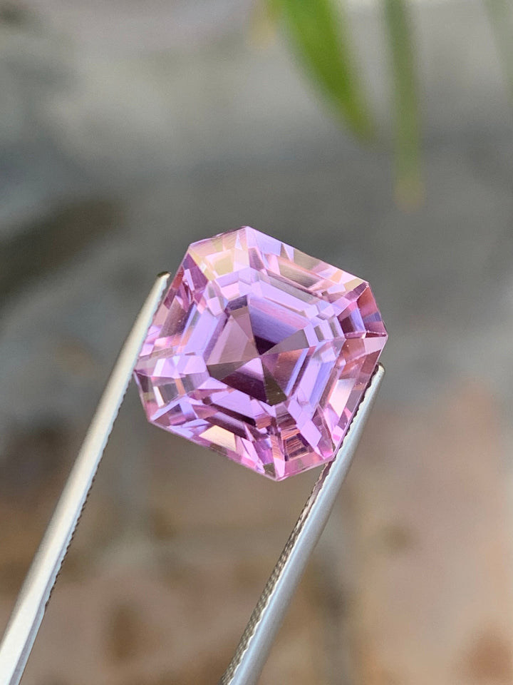 Lavender Kunzite Gemstone: 16.35 CT Flawless Ascher Cut, November Birthstone