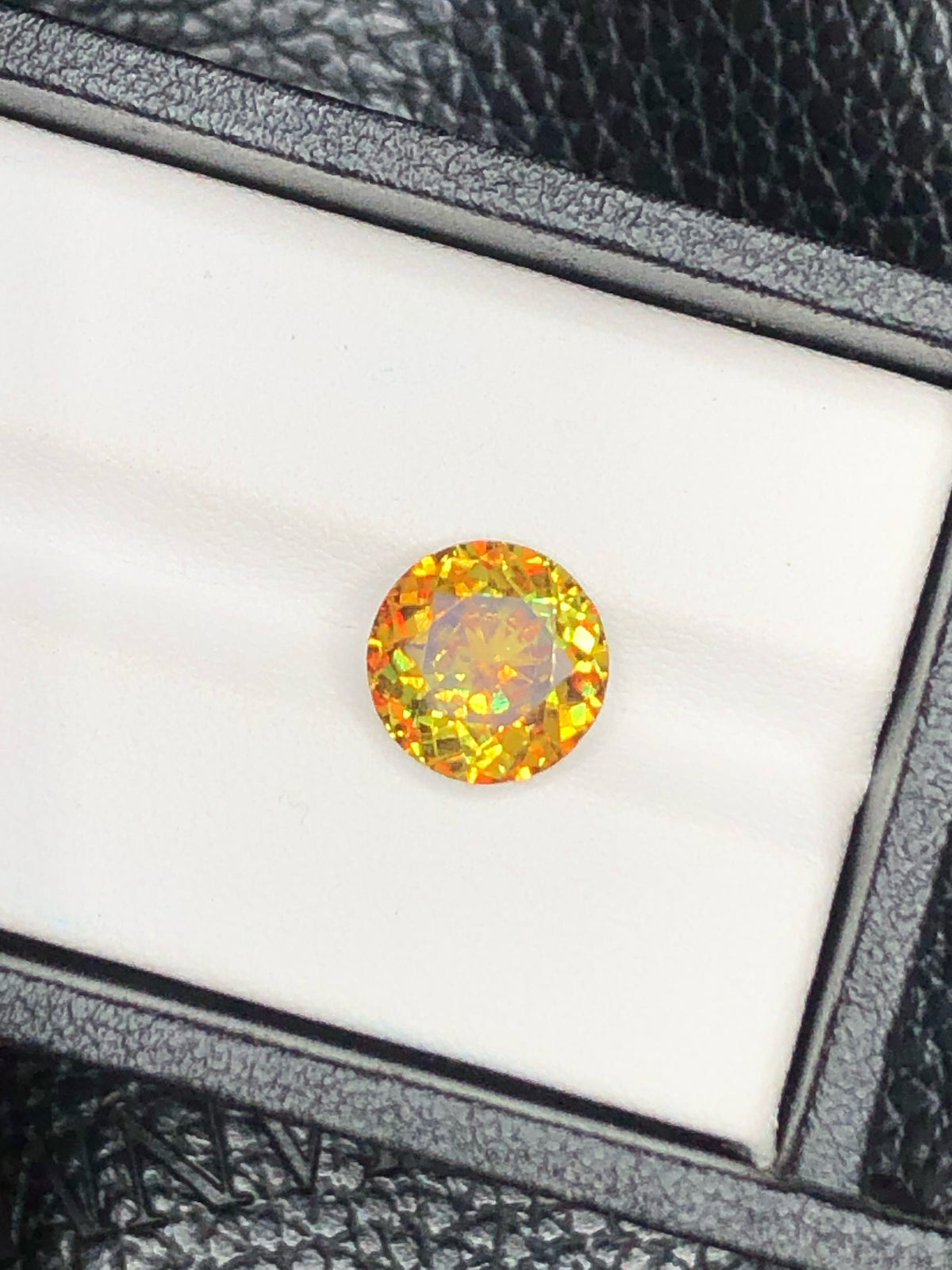 4.15 CT Round Faceted Sphene Titanite Gemstone: Rare Zagi Mine Stone