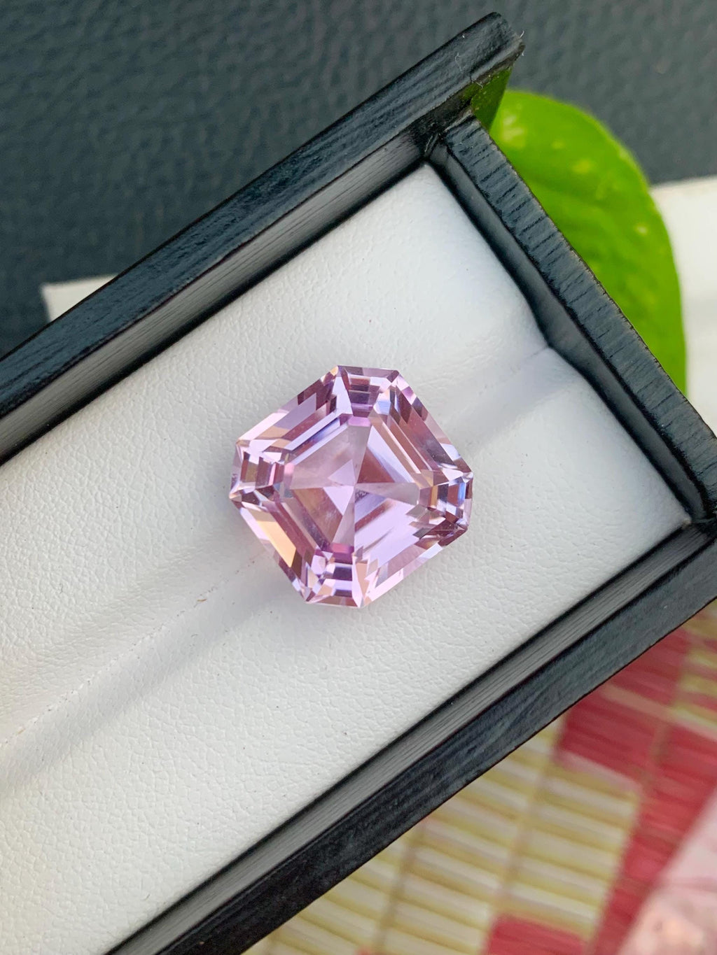 Natural Pink Kunzite Gemstone: 21.40 CT Flawless Ascher Cut