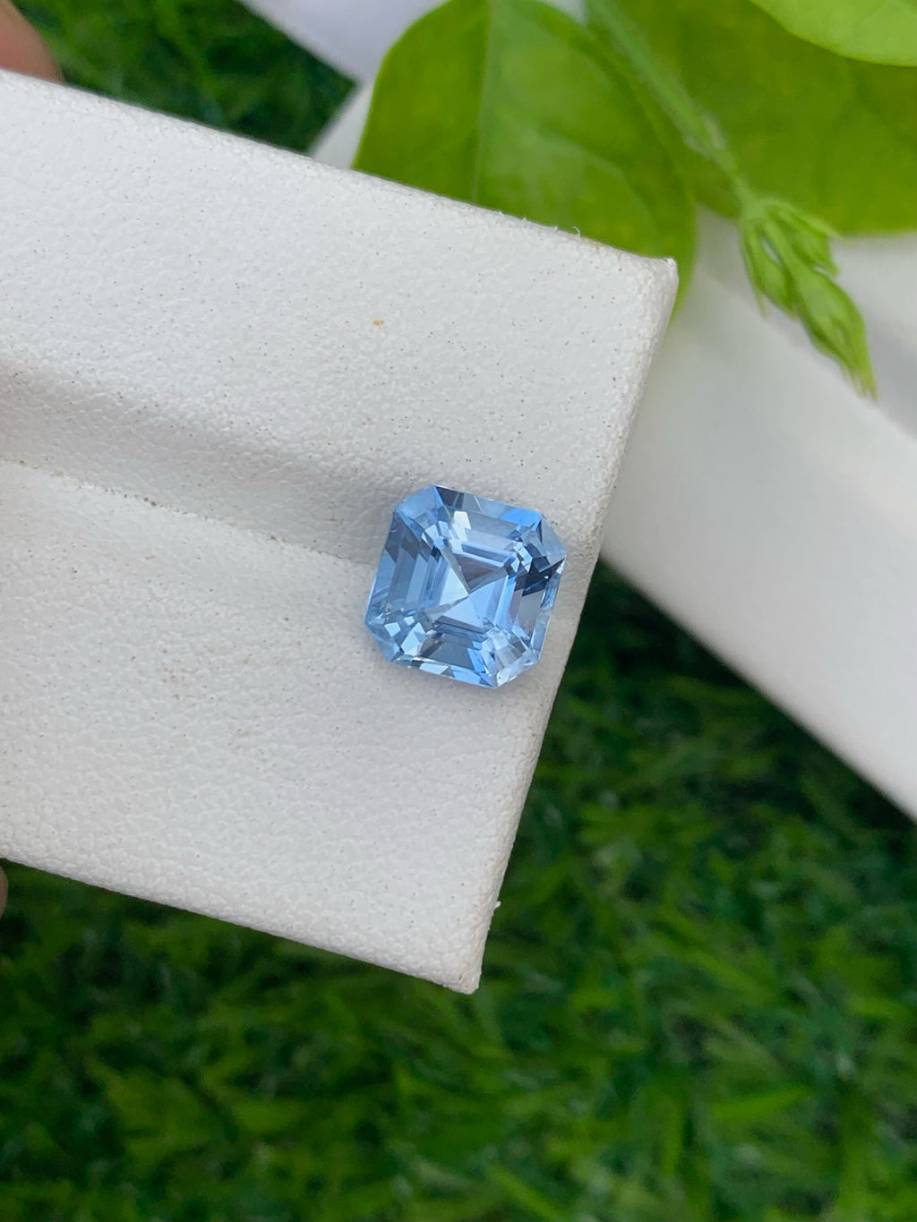 Santa Maria Aquamarine Gemstone: 2.05 Carat Asscher Cut Beryl