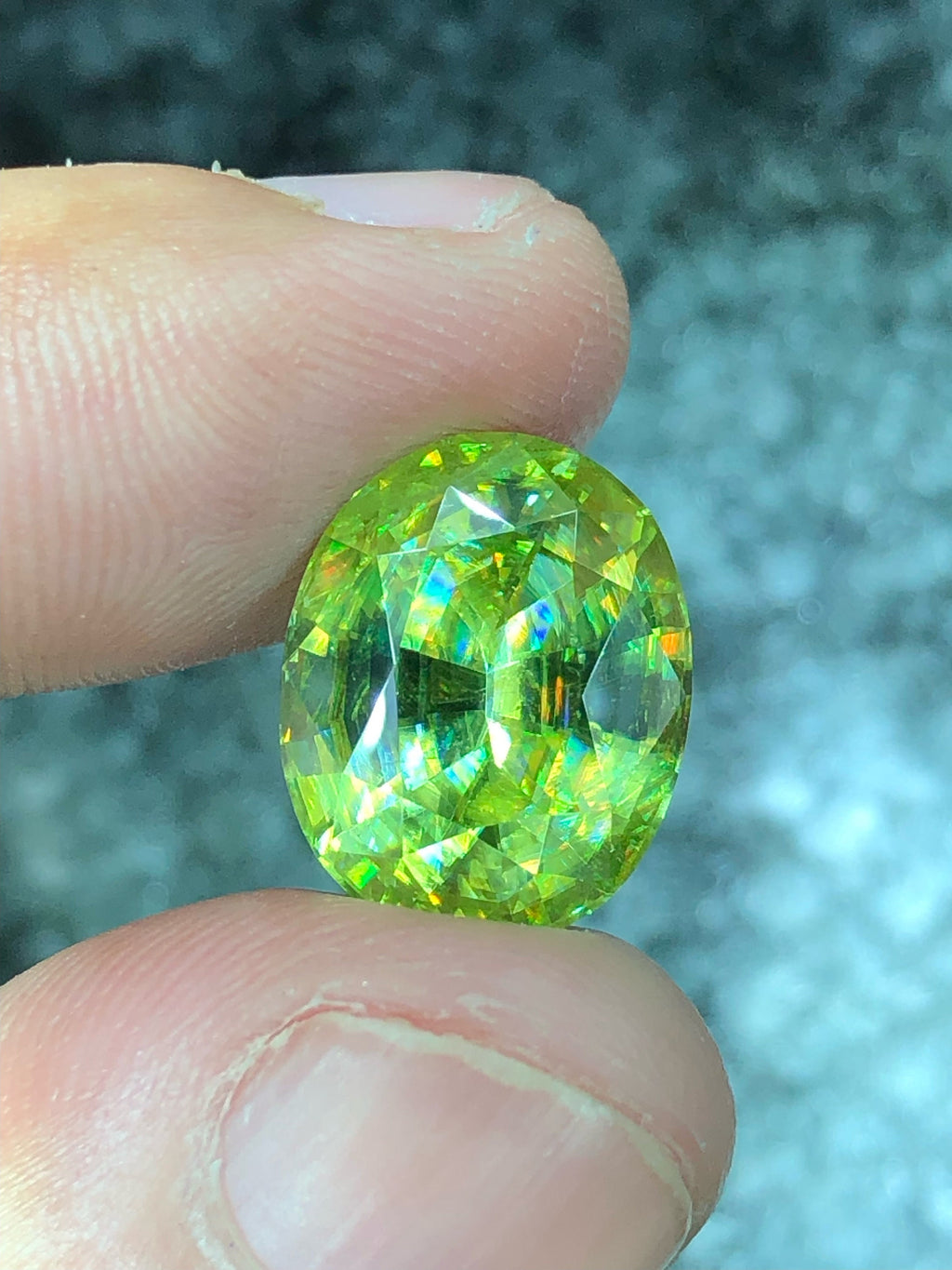Apple Green Sphene Gemstone: Oval Cut, 8.85 CT, Himalayan Origin