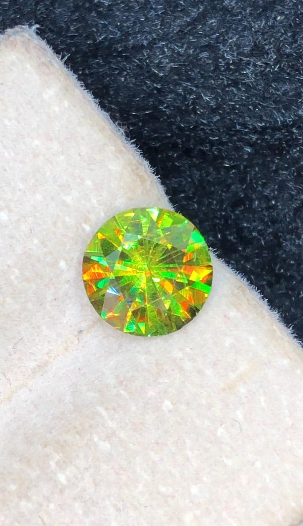 Chrome Sphene 1.60ct Round Cut • Full Fire • Skardu Source