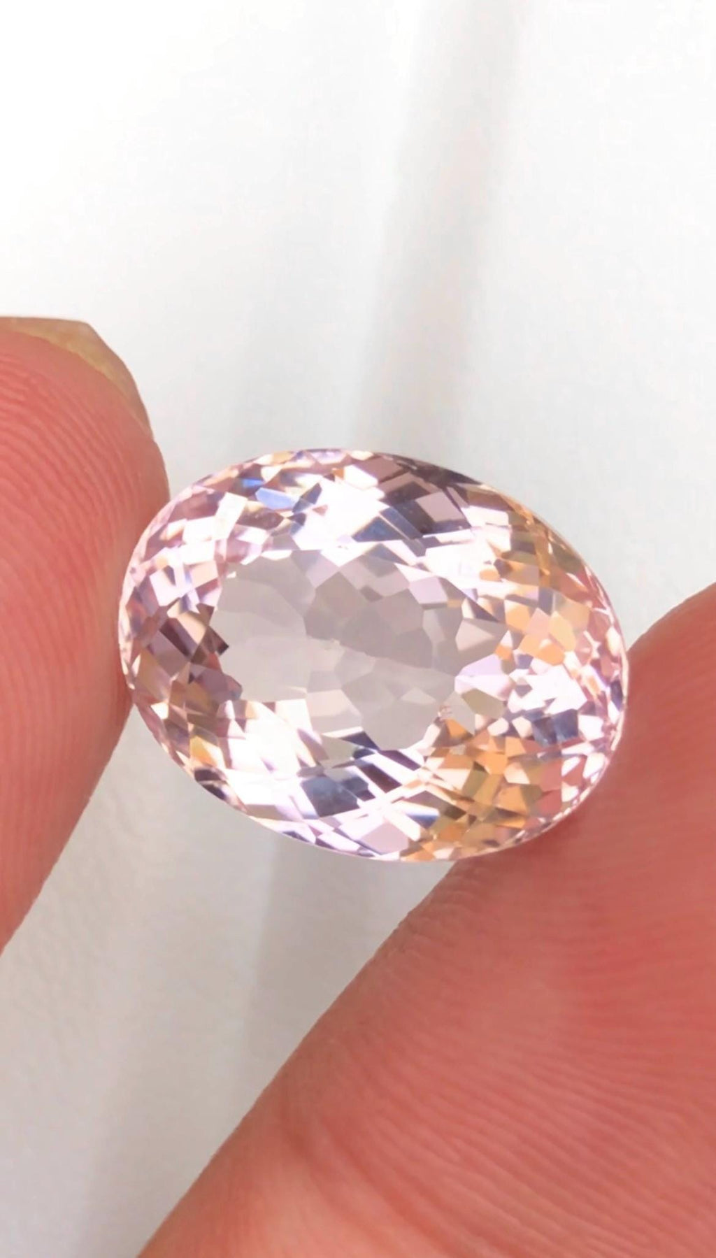 Pink Morganite 10.55 ct Oval Cut – From Pakistan