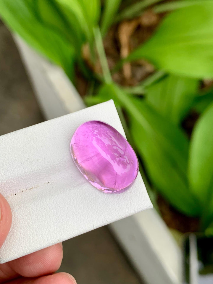 Natural Deep Pink Kunzite Cabochon – 31.45 Carat oval cut
