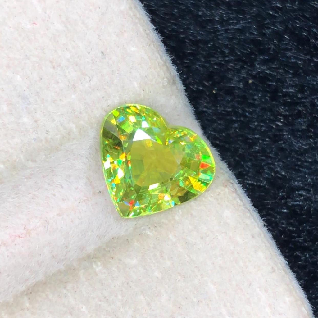 Yellow Sphene 1.60ct Heart Shape – Brilliant Fire from Pakistan