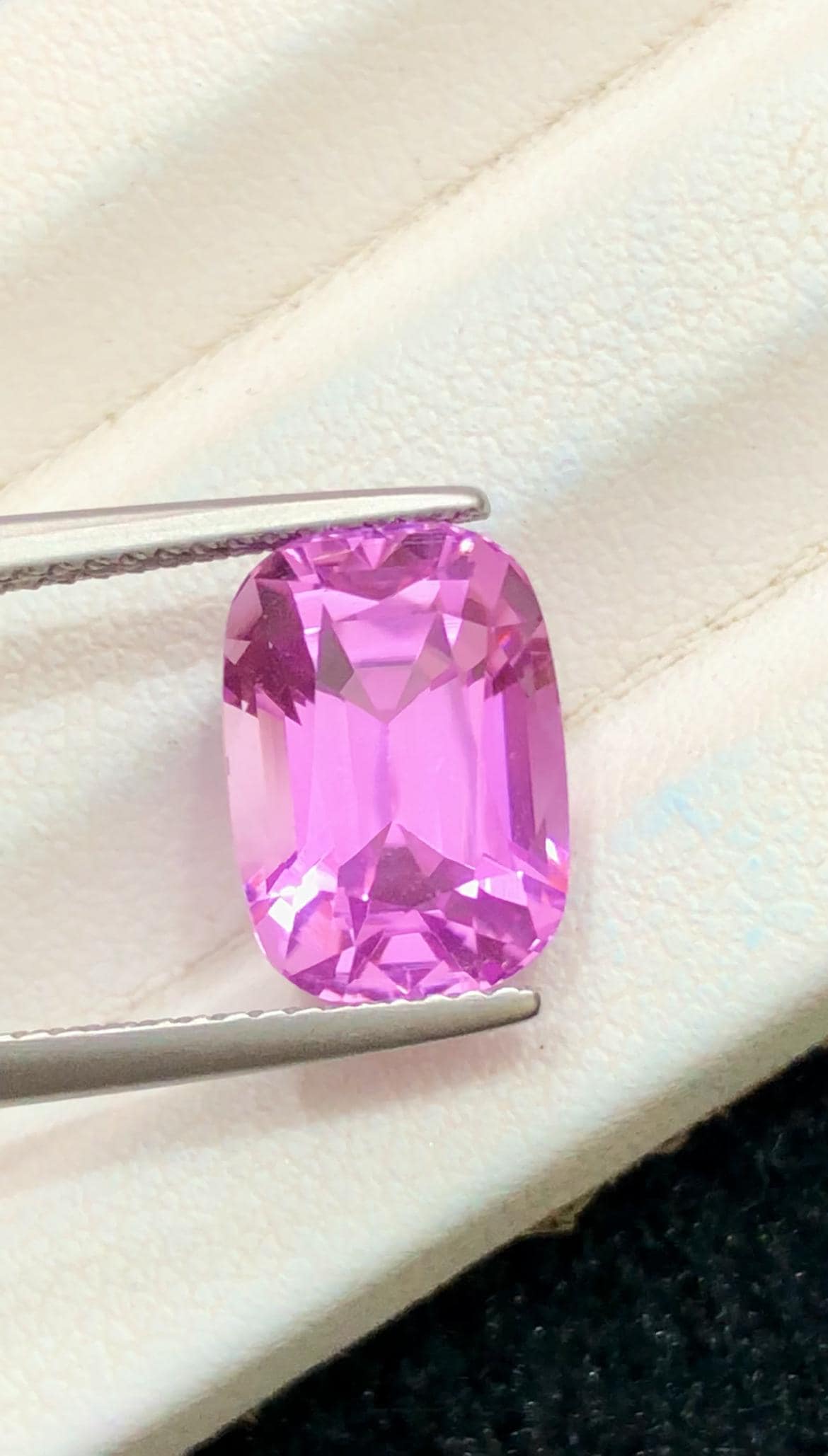 Pink Kunzite 5.55ct Cushion Cut – Afghanistan – Vibrant Pastel Pink Gemstone