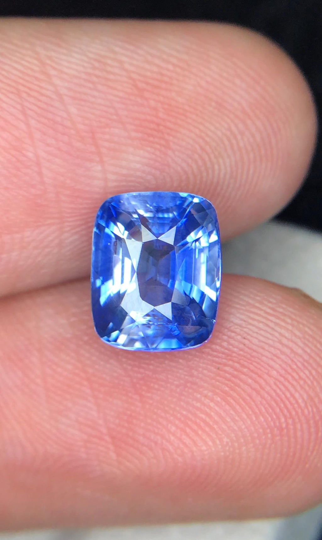 Blue Sapphire 3.60ct cushion Cut –  Sri Lankan Sapphire