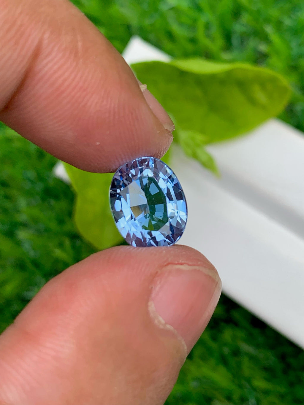 Santa Maria Aquamarine Loose Gemstone: Faceted Oval Cut, 4.35 CT