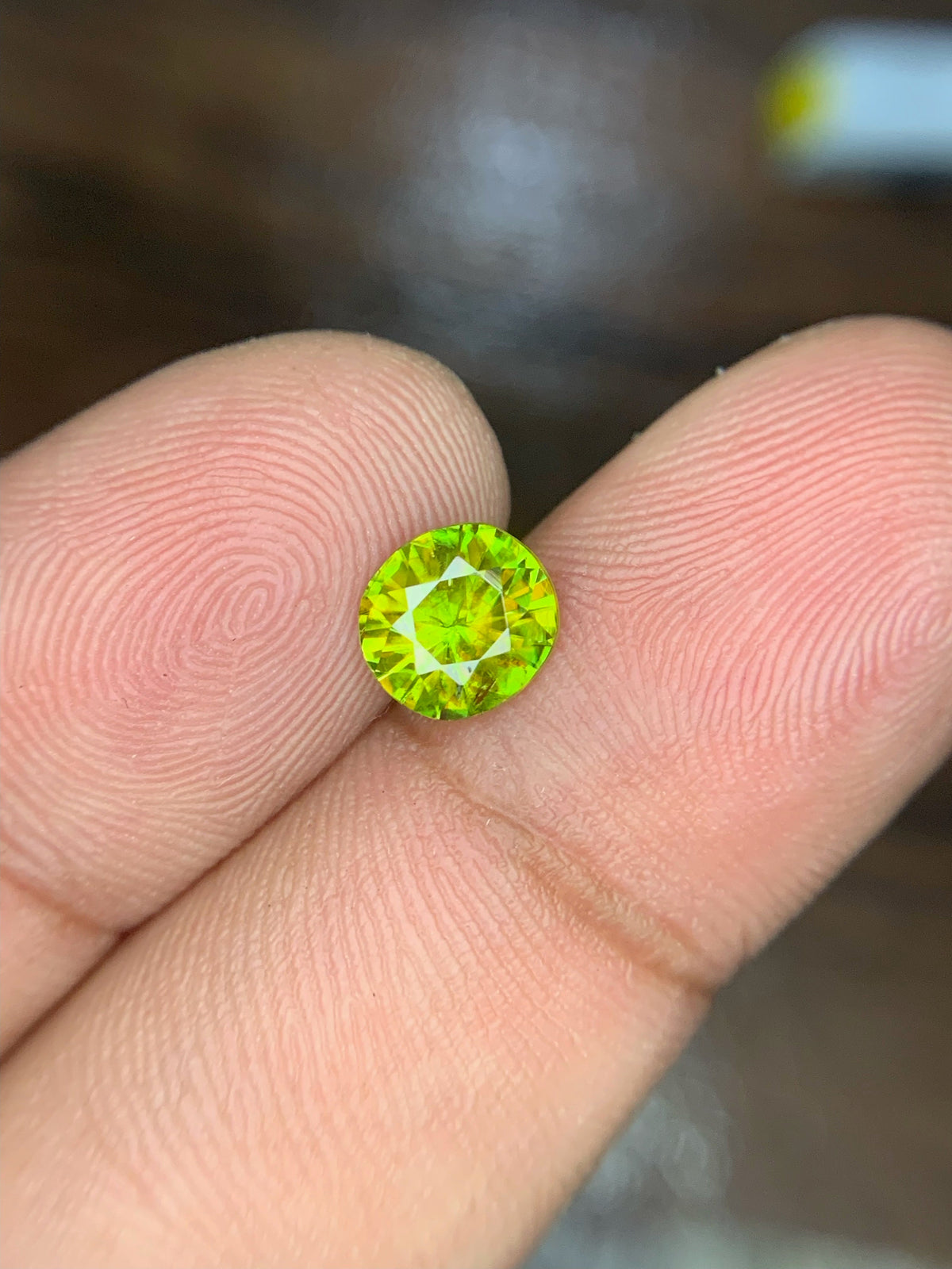 AAA Fire Sphene Gemstone: Natural Round Cut Titanite (1.05 CT)