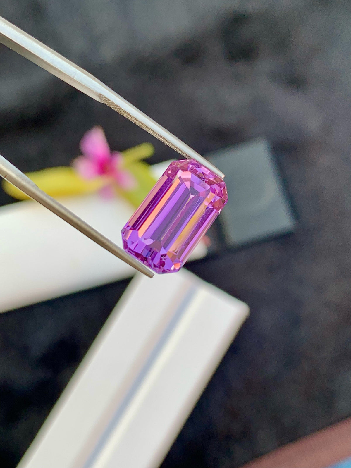 Pink Purple Kunzite Gemstone: Emerald Cut, VVS Clarity, 8.20 CT