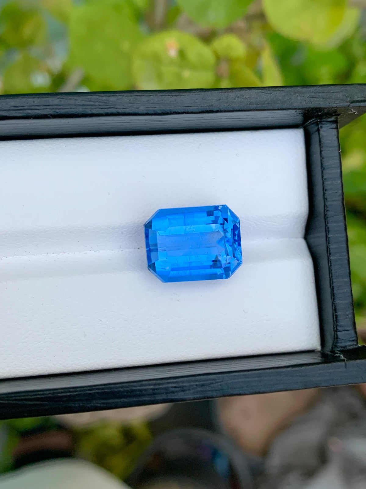 Santa Maria Aquamarine Beryl Gemstone: Emerald Cut Crystal Blue (15|12|10 MM)