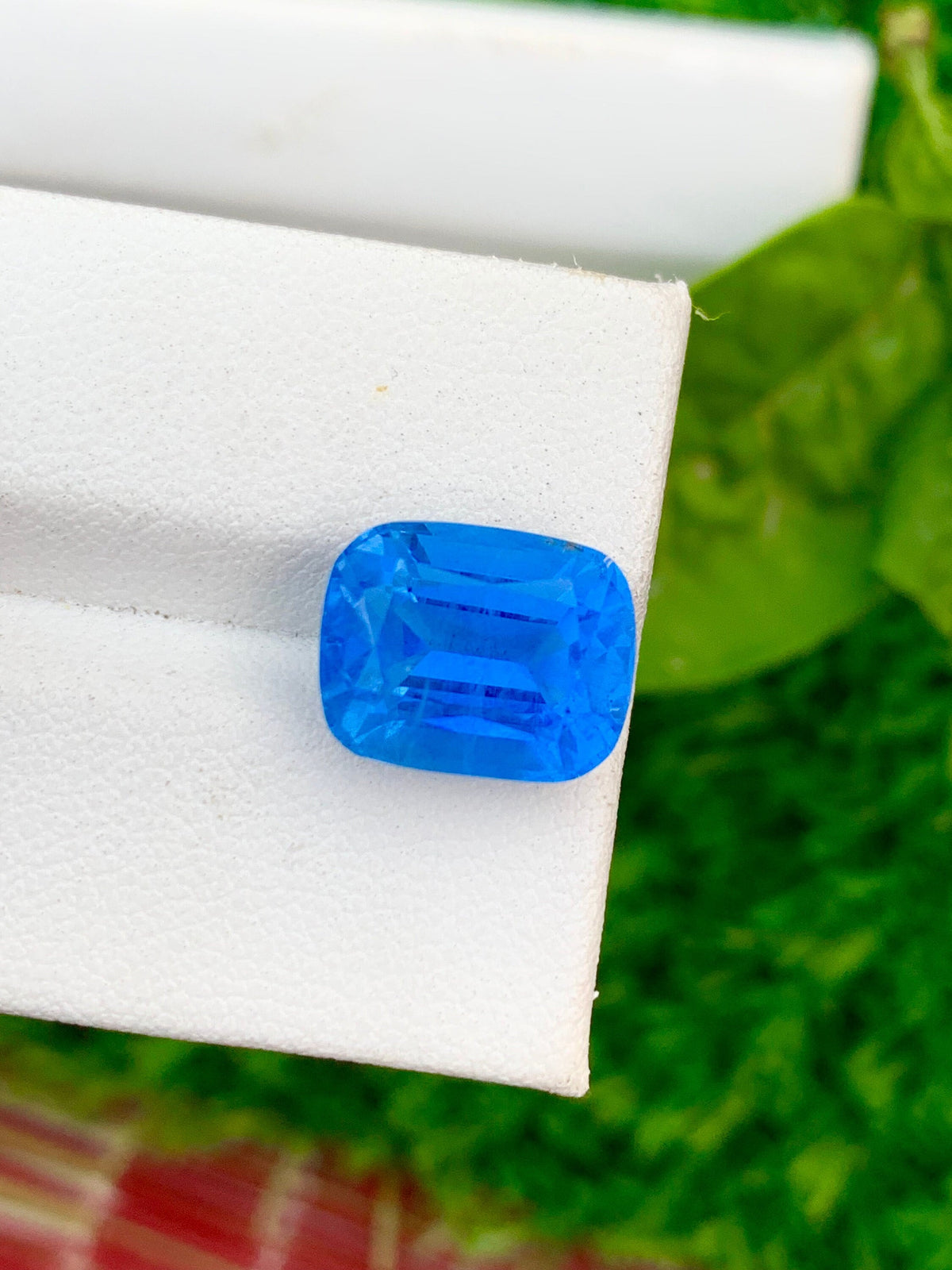 Santa Maria Blue Aquamarine Gemstone: Loose Beryl, 6.45 ct (11x9x7 mm)
