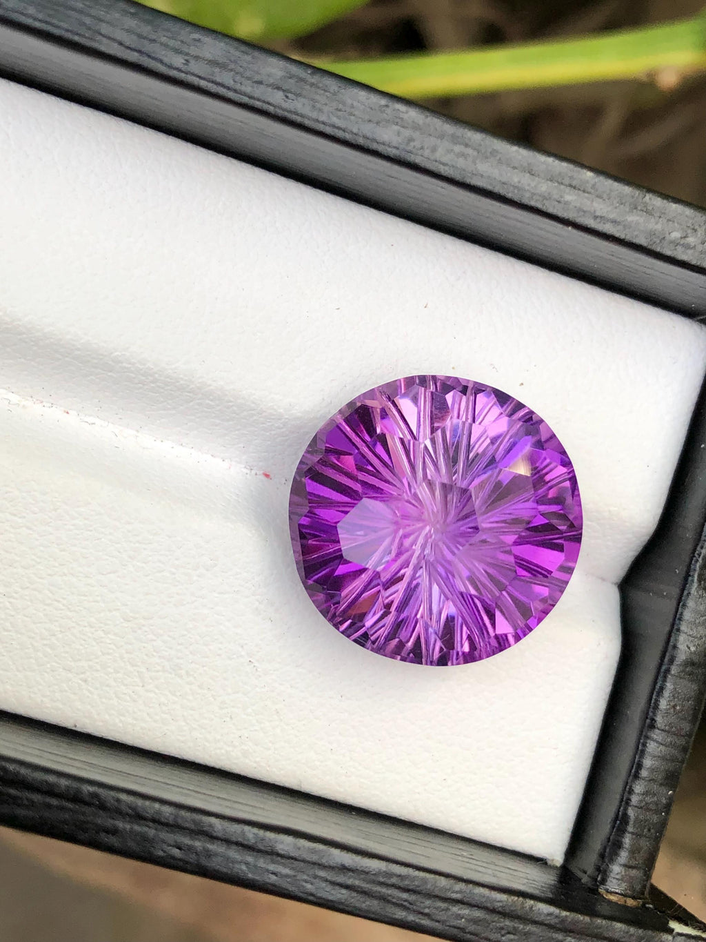 Laser Cut Round Amethyst Gemstone: Loose Purple Stone, 18.85 CT