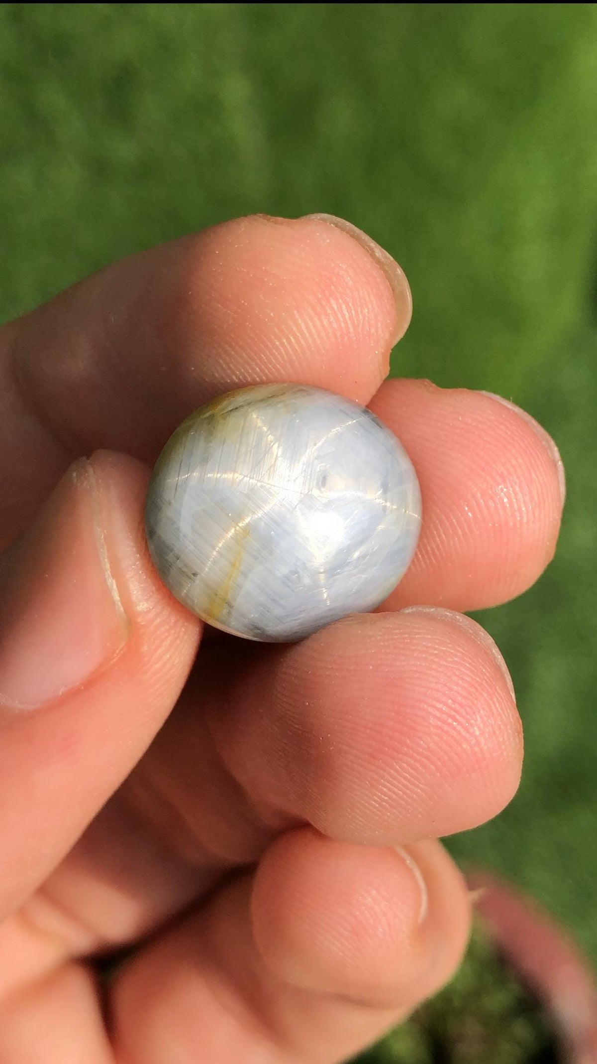 Natural Star Sapphire Gemstone: Grayish Blue Oval Cabochon, 22.00 CT