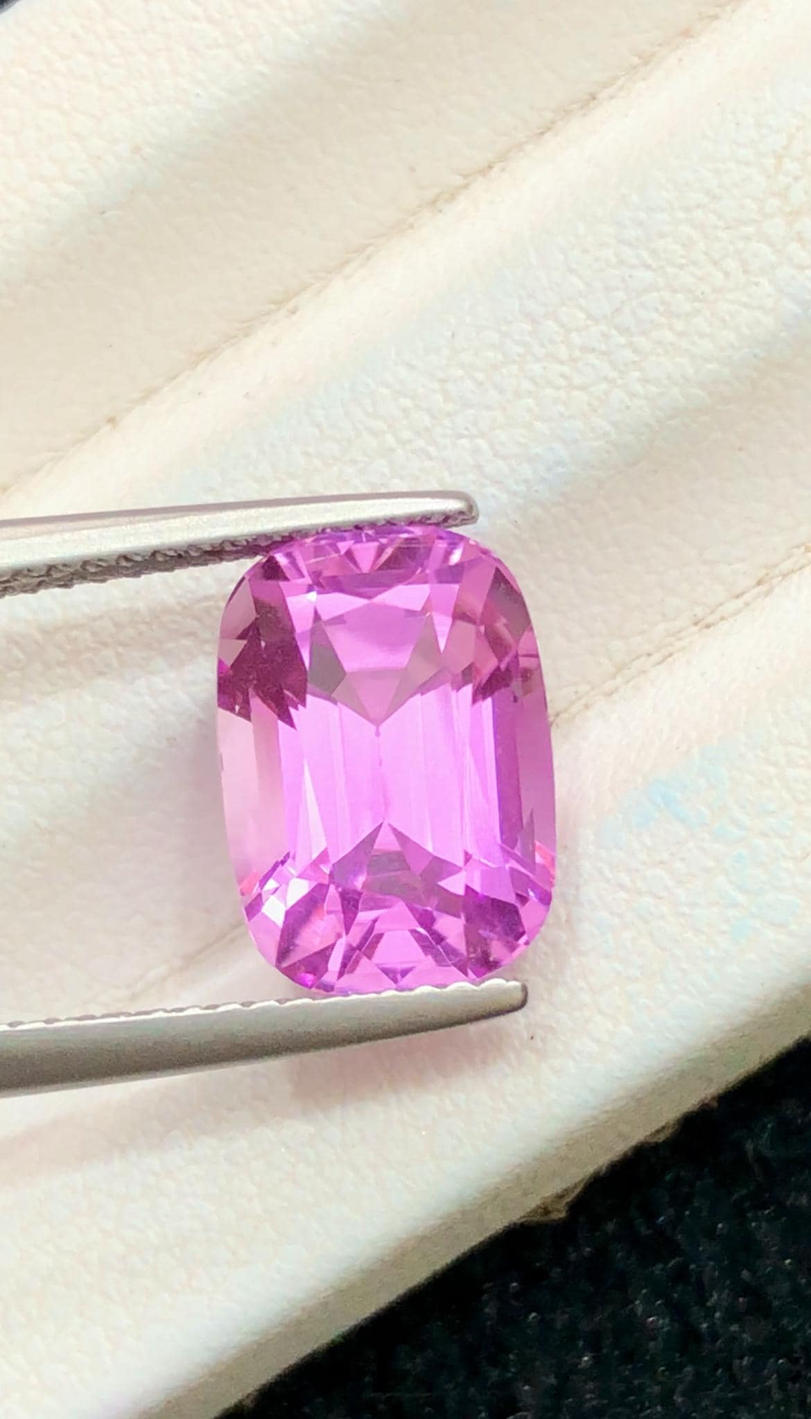 Pink Kunzite 5.55ct Cushion Cut – Afghanistan – Vibrant Pastel Pink Gemstone
