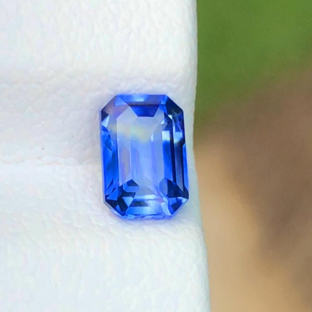Certified Blue Sapphire 0.94ct Emerald Cut